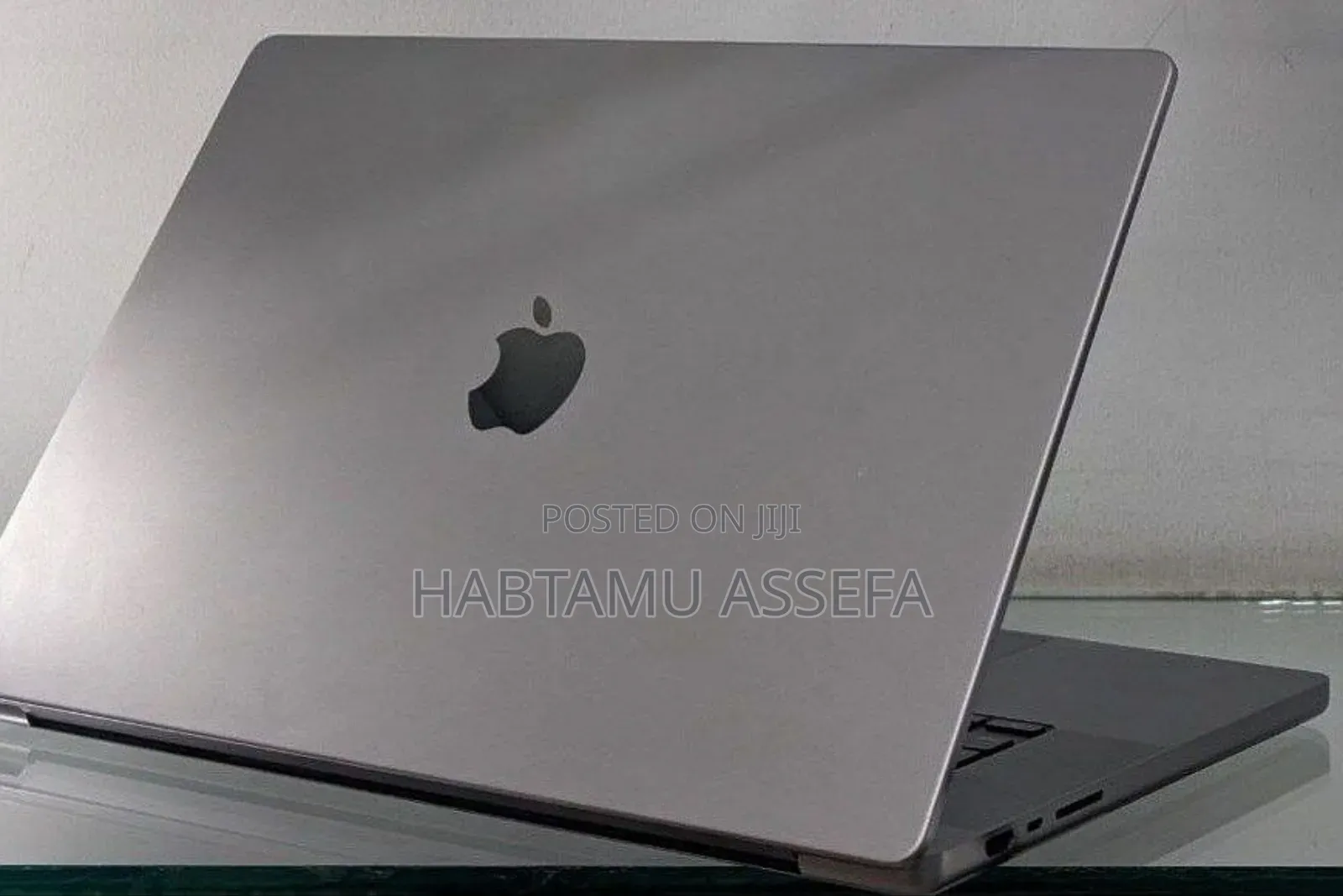 New Laptop Apple MacBook Pro M1 16GB Intel Core I5 SSD 1T