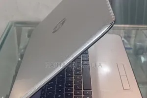 Laptop HP Stream Notebook 8GB Intel Core I7 HDD 1T