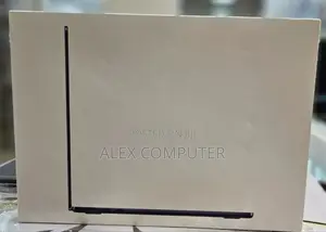 New Laptop Apple MacBook Air 2022 M2 8GB Apple M2 SSD 256GB