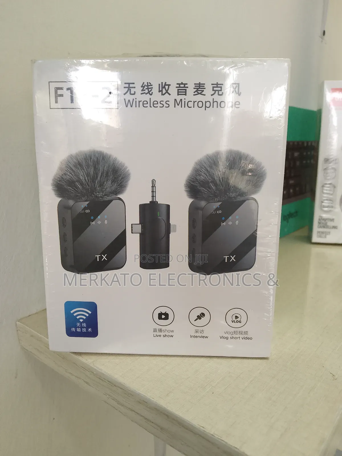 F11-2 Wireless Microphone for iPhone , Camera, Android