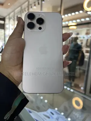 New Apple iPhone 16 Pro Max 256 GB Gold