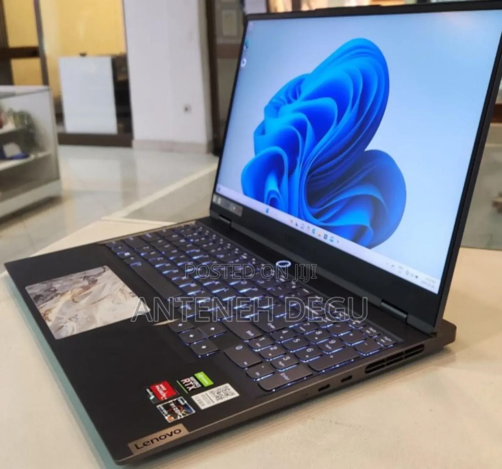 New Laptop Lenovo Legion 5 16GB AMD Ryzen 7 SSD 1T