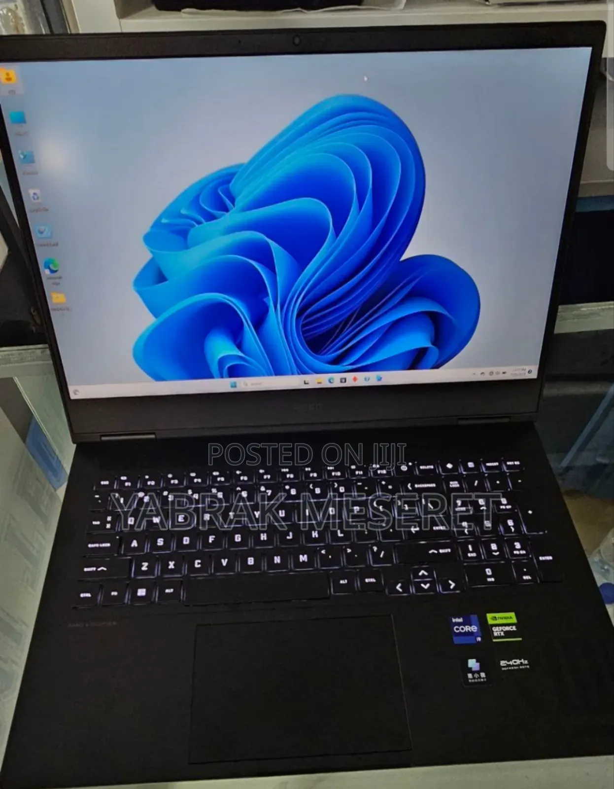 New Laptop HP Omen 17 16GB Intel Core I9 SSD 1T