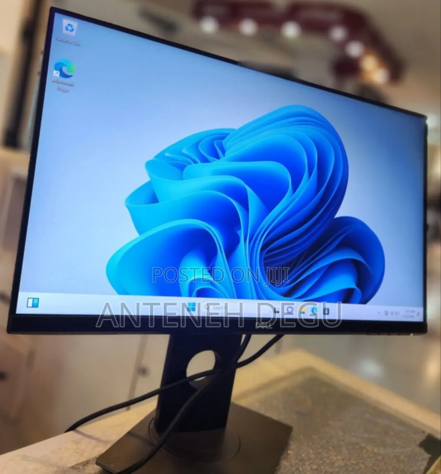 Computer Monitor 24 Inch