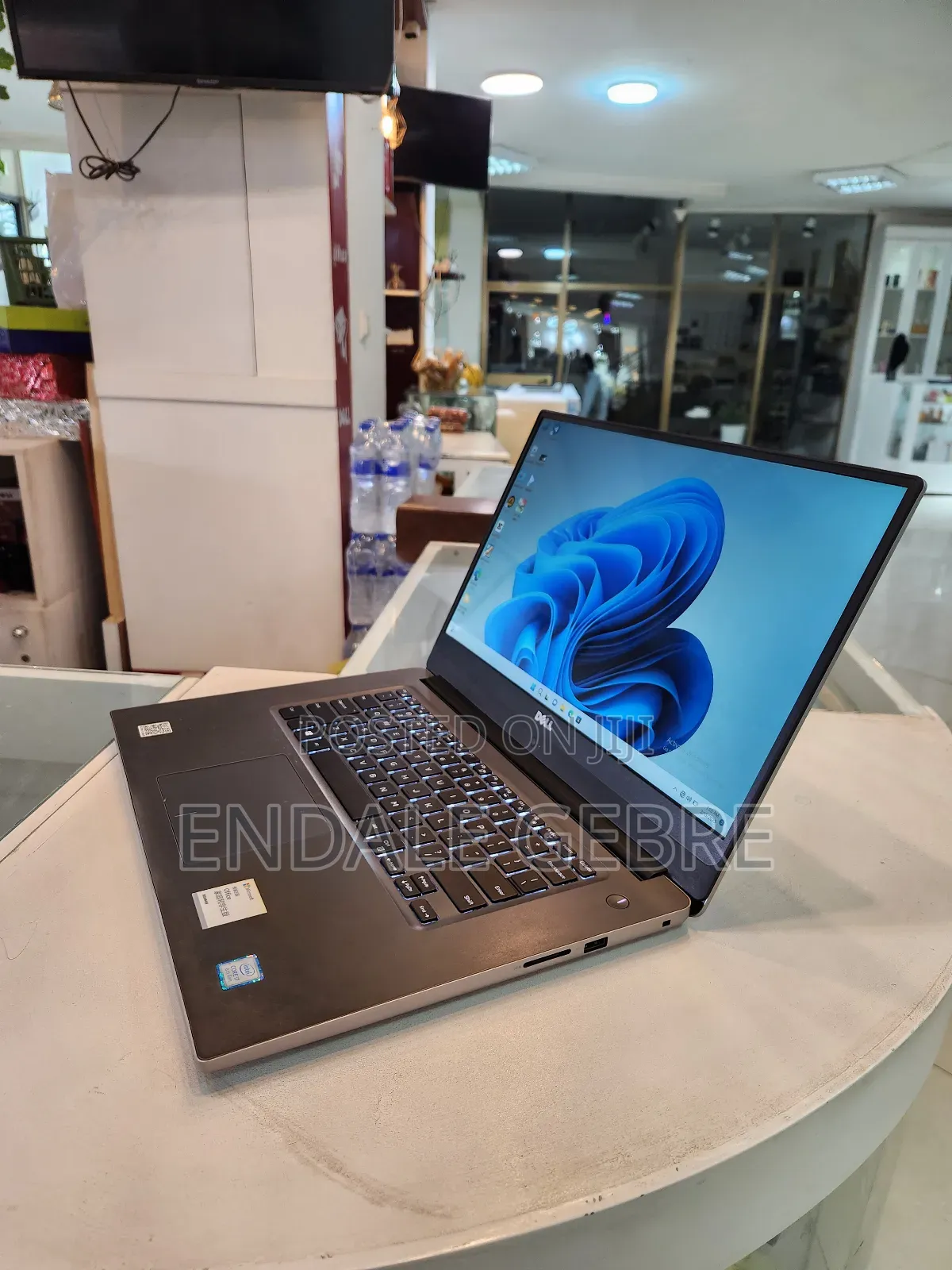 New Laptop Dell Inspiron 15 16GB Intel Core I7 HDD+SSD 256GB