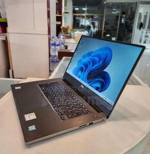 New Laptop Dell Inspiron 15 16GB Intel Core I7 SSHD (Hybrid) 750GB