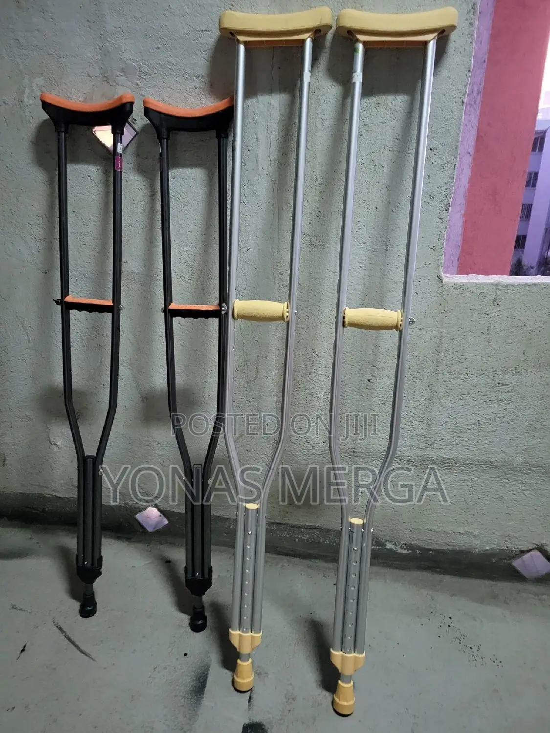 Crutches፵0crutches Walking When One Leg or Foot Need Support
