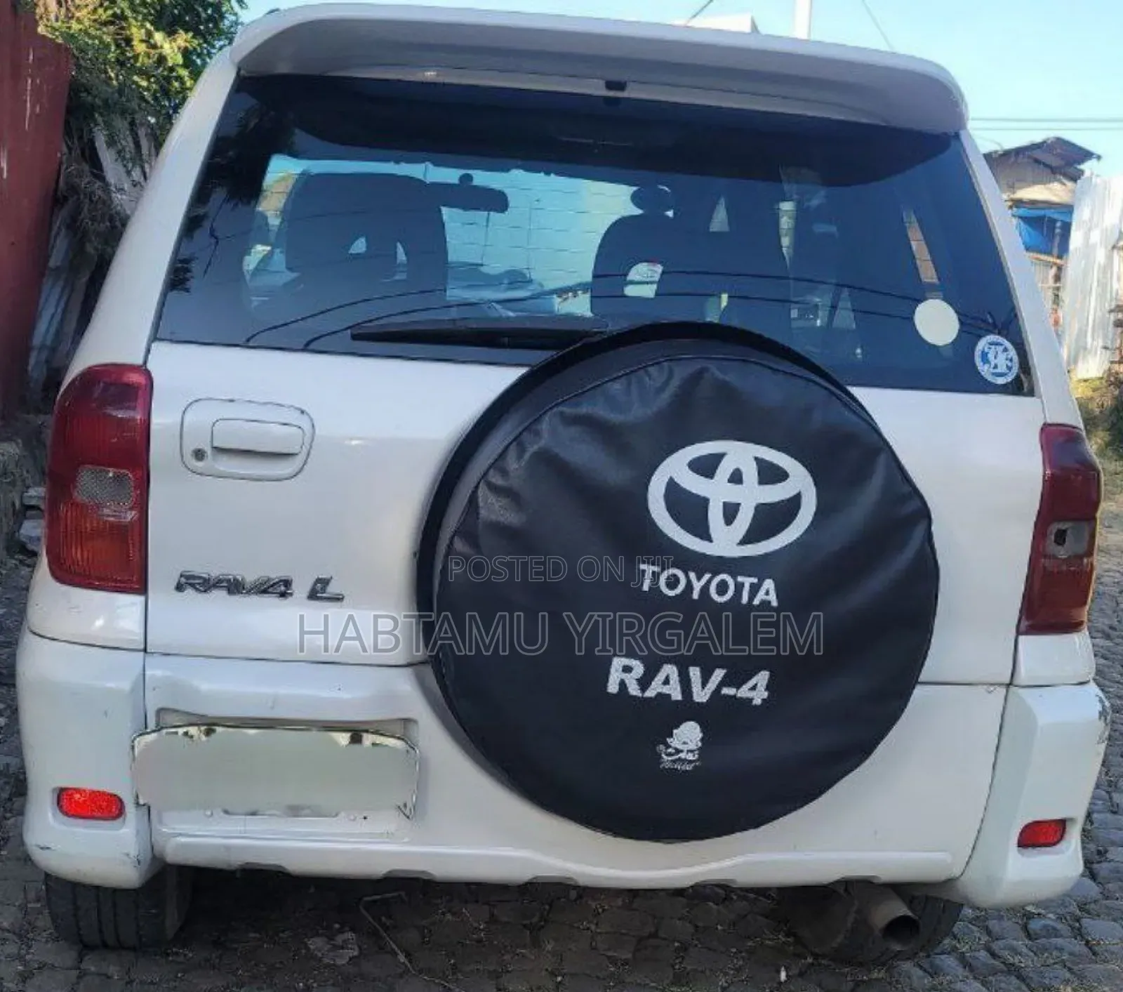 Toyota RAV4 2002 White