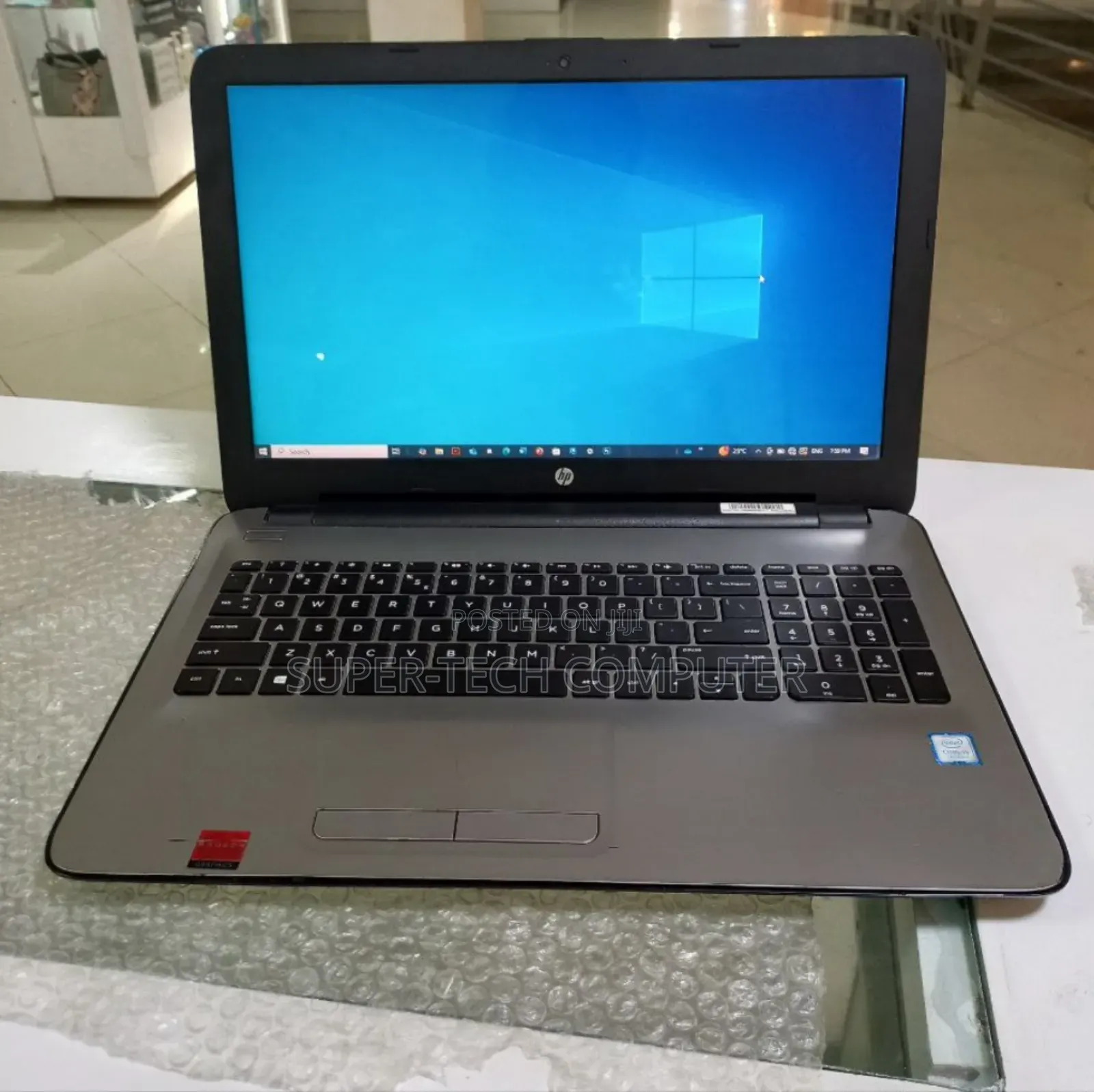 New Laptop HP Stream Notebook 8GB Intel Core I5 HDD 1T