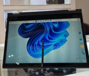 Photo - New Laptop Lenovo ThinkPad Yoga 370 16GB Intel Core I5 SSD 256GB