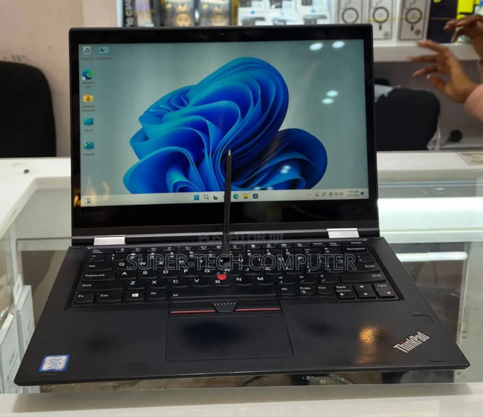 New Laptop Lenovo ThinkPad Yoga 370 16GB Intel Core I5 SSD 256GB