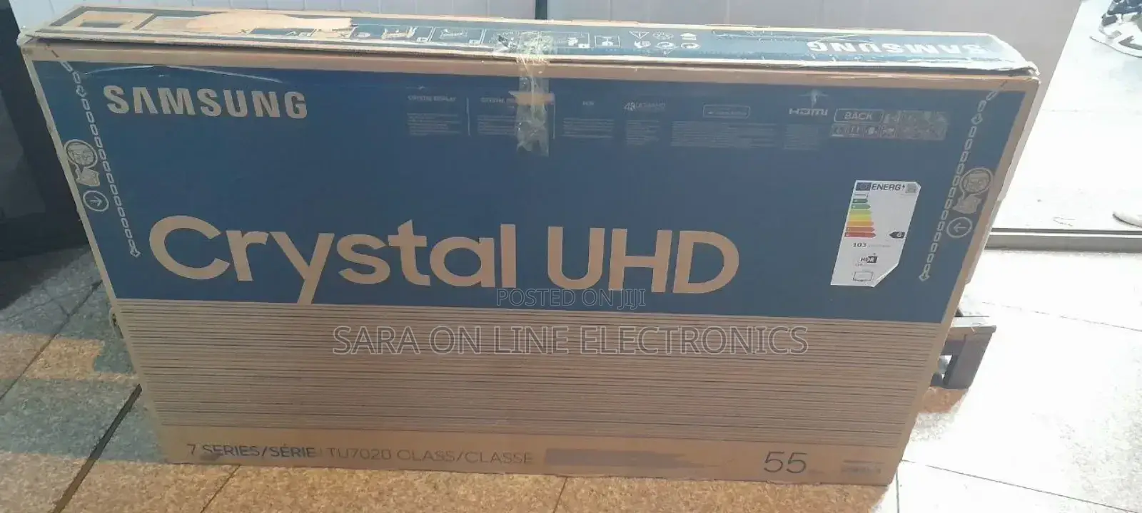 Samsung Crystal UHD 55" Smart TV - Android 12.0, 2GB RAM