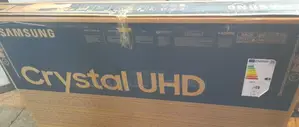Samsung Crystal UHD 55" Smart TV - Android 12.0, 2GB RAM