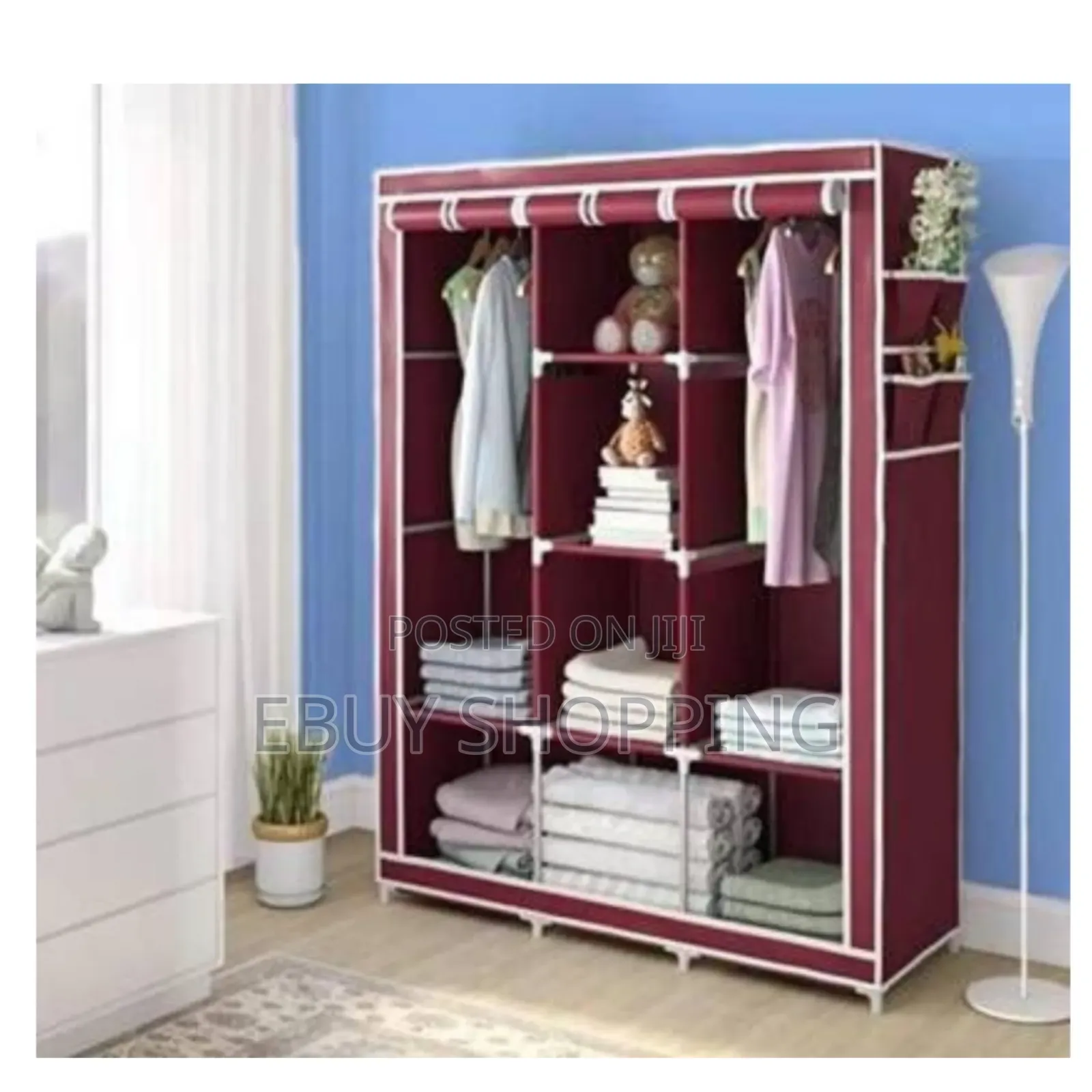 The Portable Boutique: Your Mobile Closet