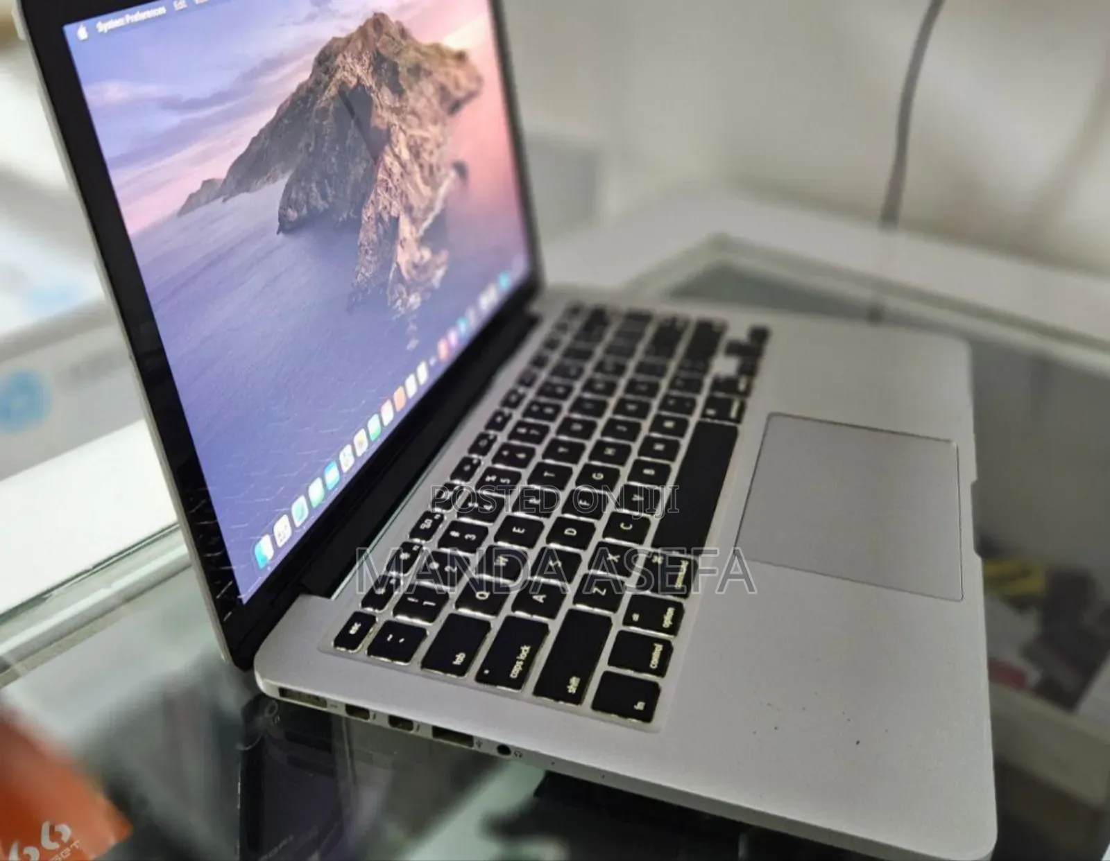 New Laptop Apple MacBook Pro 2015 8GB Intel Core I5 SSD 500GB