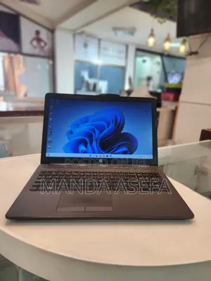 New Laptop HP Stream Notebook 8GB Intel Core I7 HDD 1T