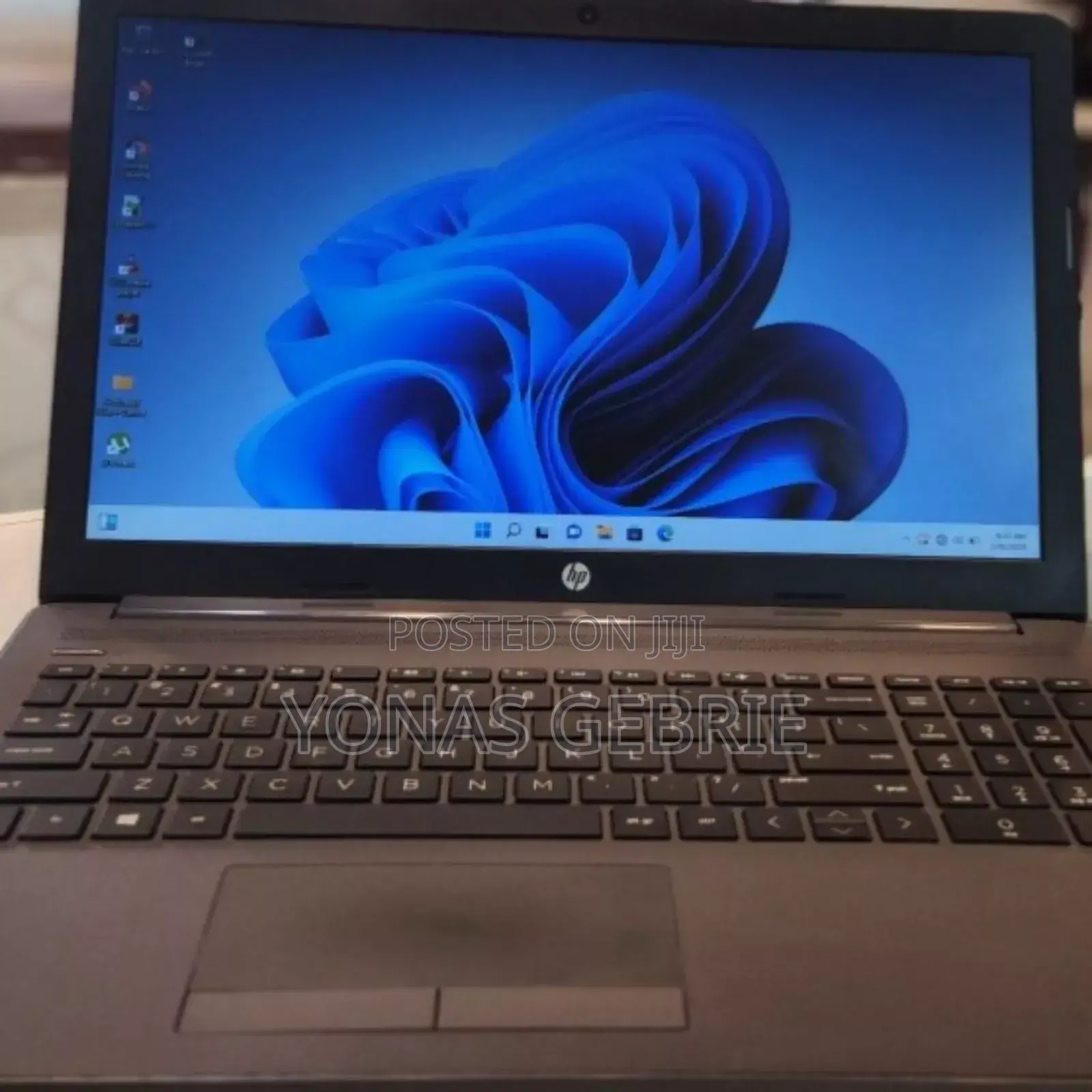New Laptop HP Stream Notebook 8GB Intel Core I7 HDD 1T