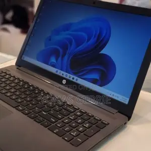 New Laptop HP Stream Notebook 8GB Intel Core I7 HDD 1T