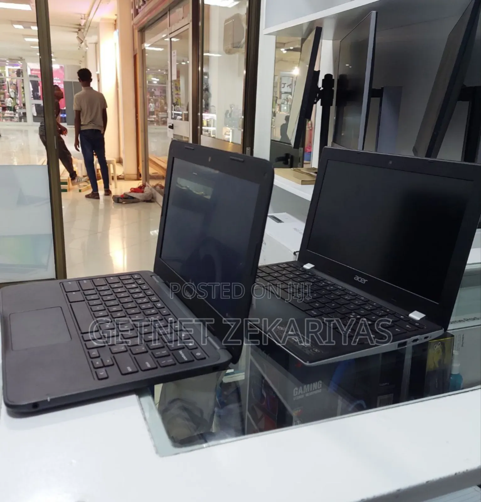 New Laptop Dell Chromebook 13 2GB Intel Celeron SSD 32GB