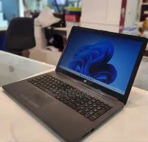 New Laptop HP Stream Notebook 8GB Intel Core I7 HDD 1T