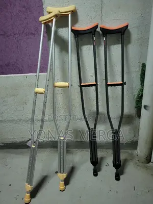 Photo - Axillary Crutch፼☆Crutches*Elderly, Disabled, People Crutches