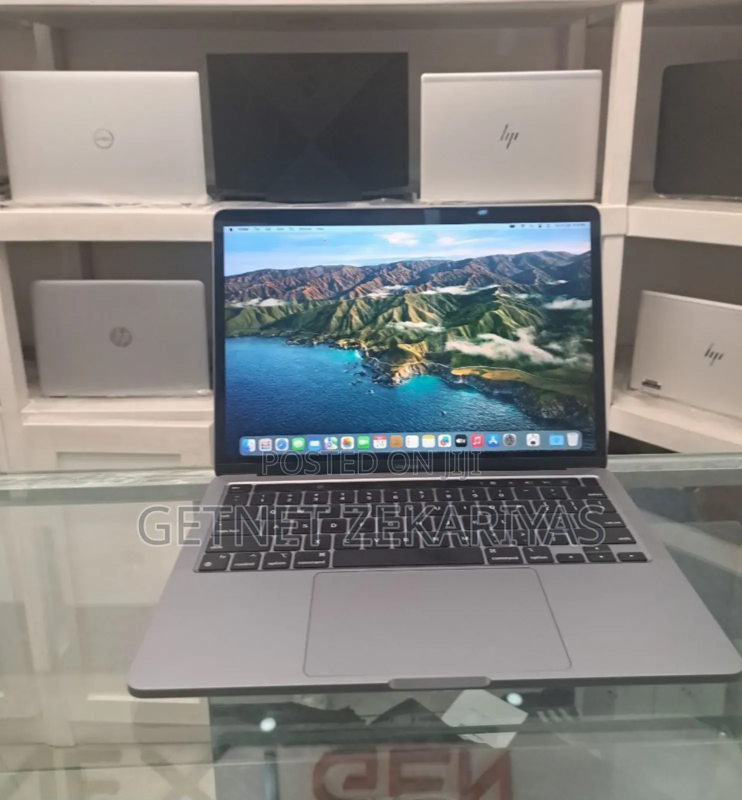New Laptop Apple MacBook Pro M1 8GB Apple M1 Pro SSD 256GB