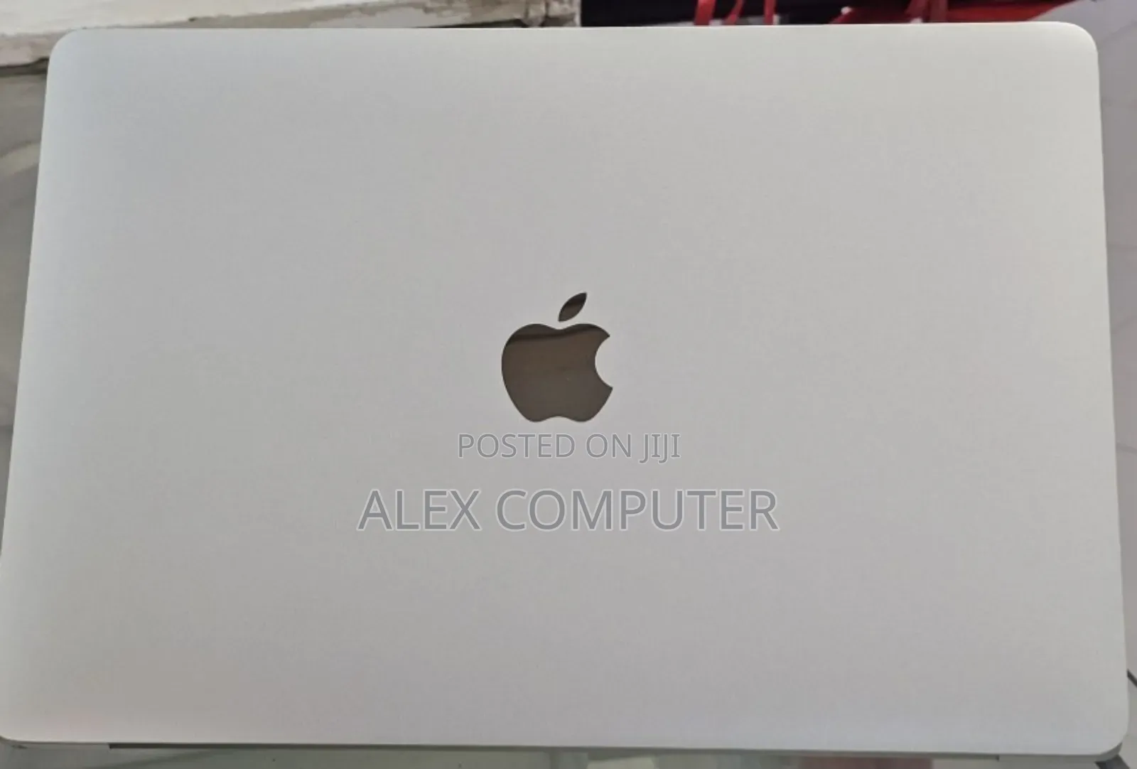 New Laptop Apple MacBook Air 2020 M1 8GB Apple M1 SSD 256GB