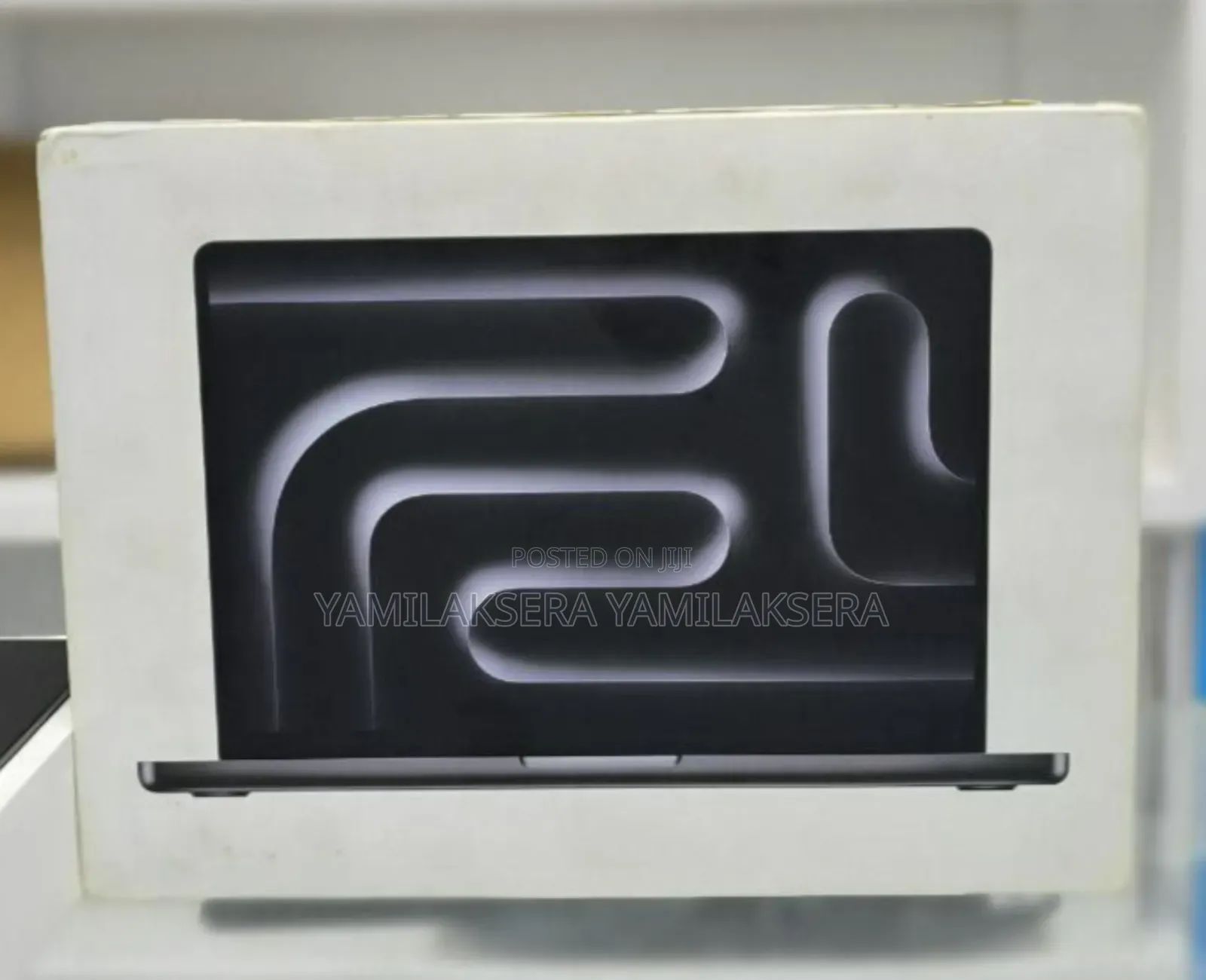 New Laptop Apple MacBook Pro 2023 M3 Pro 14-Inch 18GB SSD 512GB