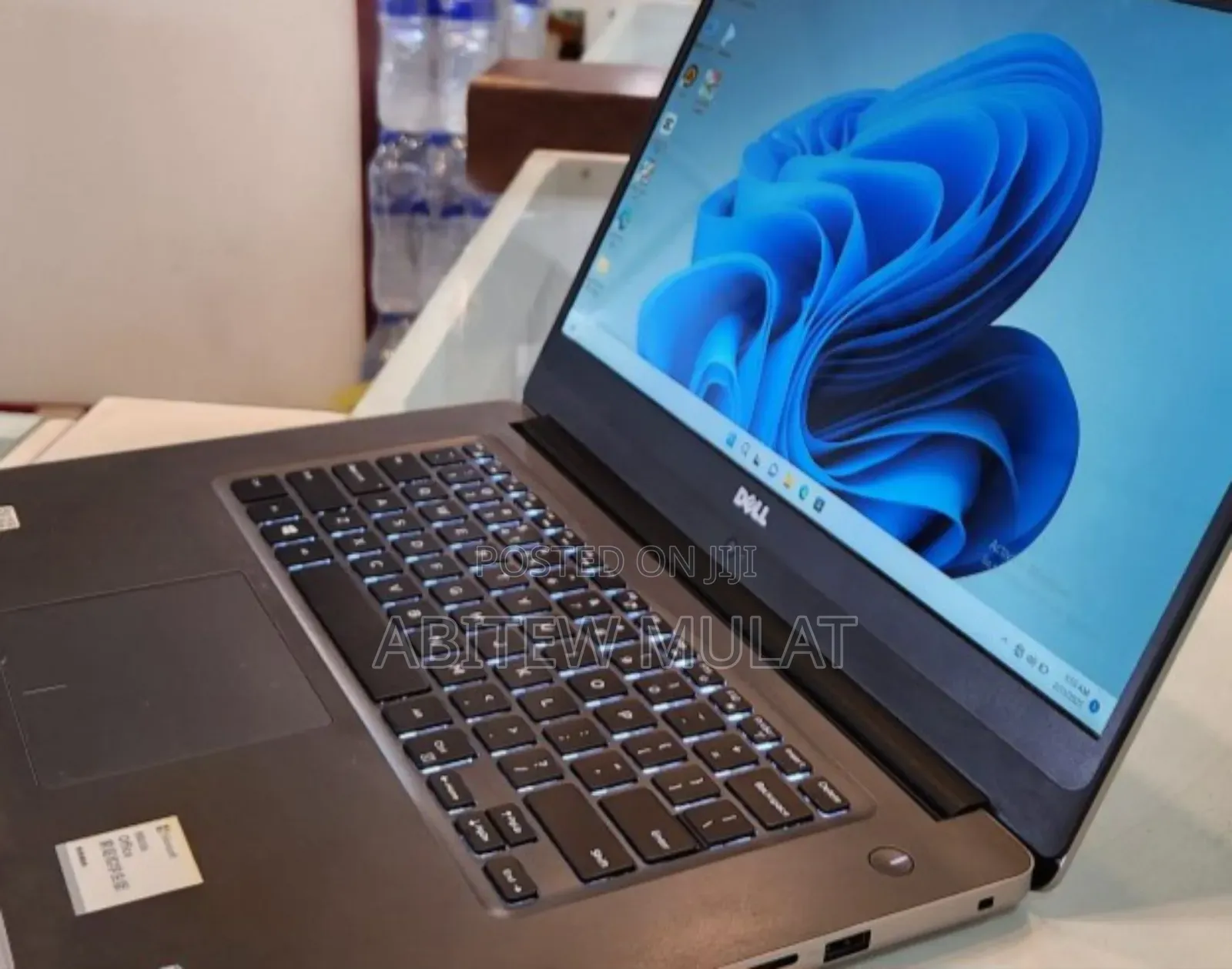 New Laptop Dell Inspiron 15 16GB Intel Core I7 HDD+SSD 750GB