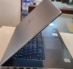 New Laptop Dell Inspiron 15 16GB Intel Core I7 HDD+SSD 750GB