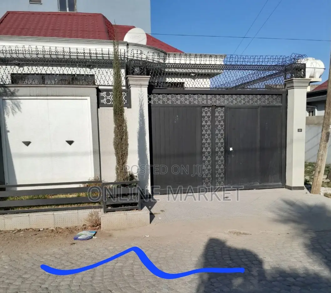 3bdrm House in Kolfe Keranio for sale