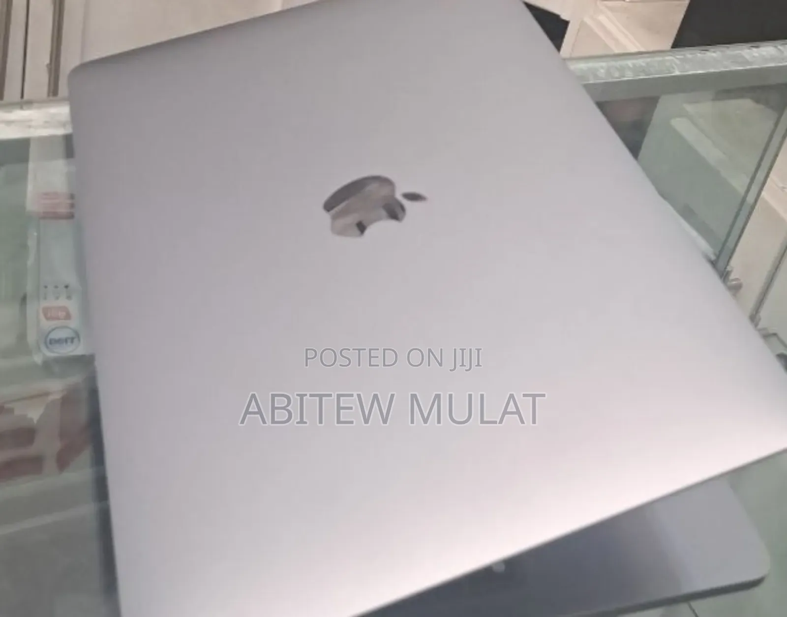 New Laptop Apple MacBook Pro M1 8GB Apple M1 SSD 256GB