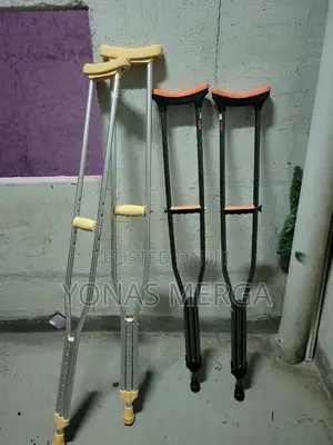 Photo - Aluminium Axillary Crutch, Crutches፷៛Crutches፼₩Kranch፯ክራንች