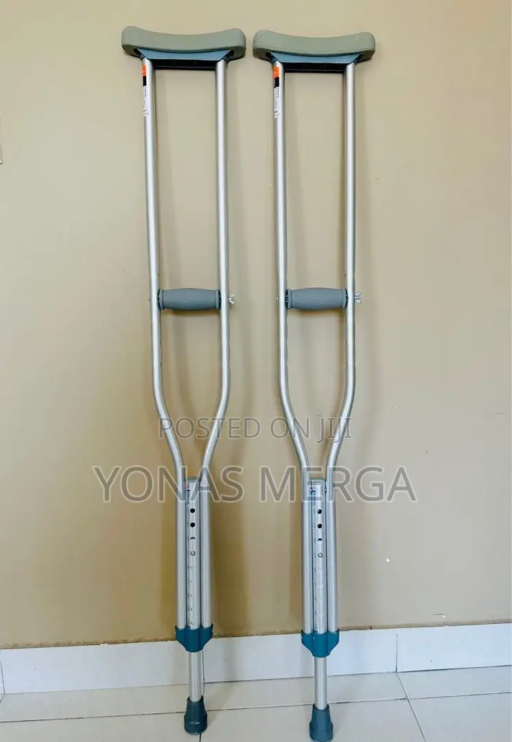 Shoulder Crutches / Tongat Ketiak፪€Crutches፲axillary Crutche