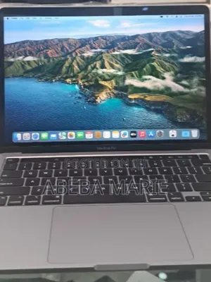 Photo - New Laptop Apple MacBook Pro 2020 M1 8GB Apple M1 Pro SSD 256GB