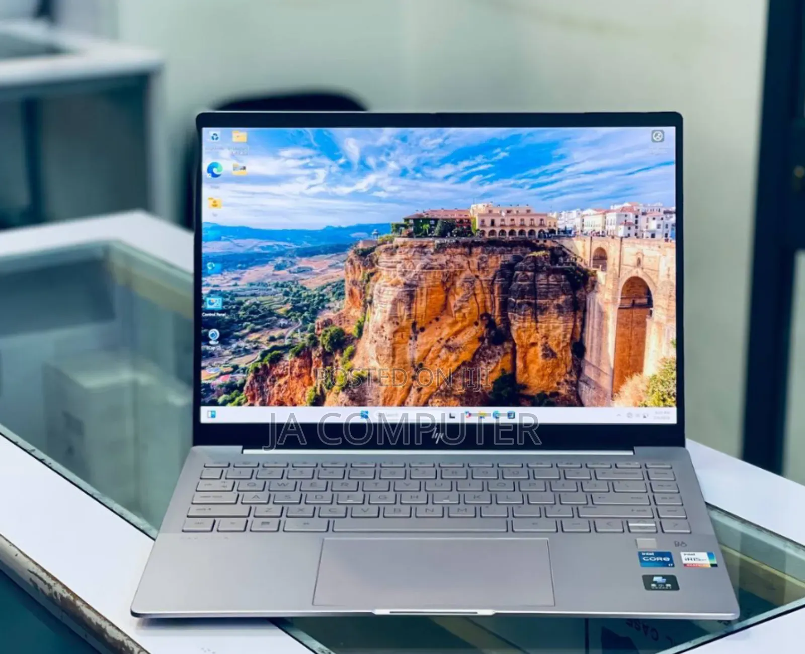 New Laptop HP Pavilion 15 16GB Intel Core I7 SSD 1T