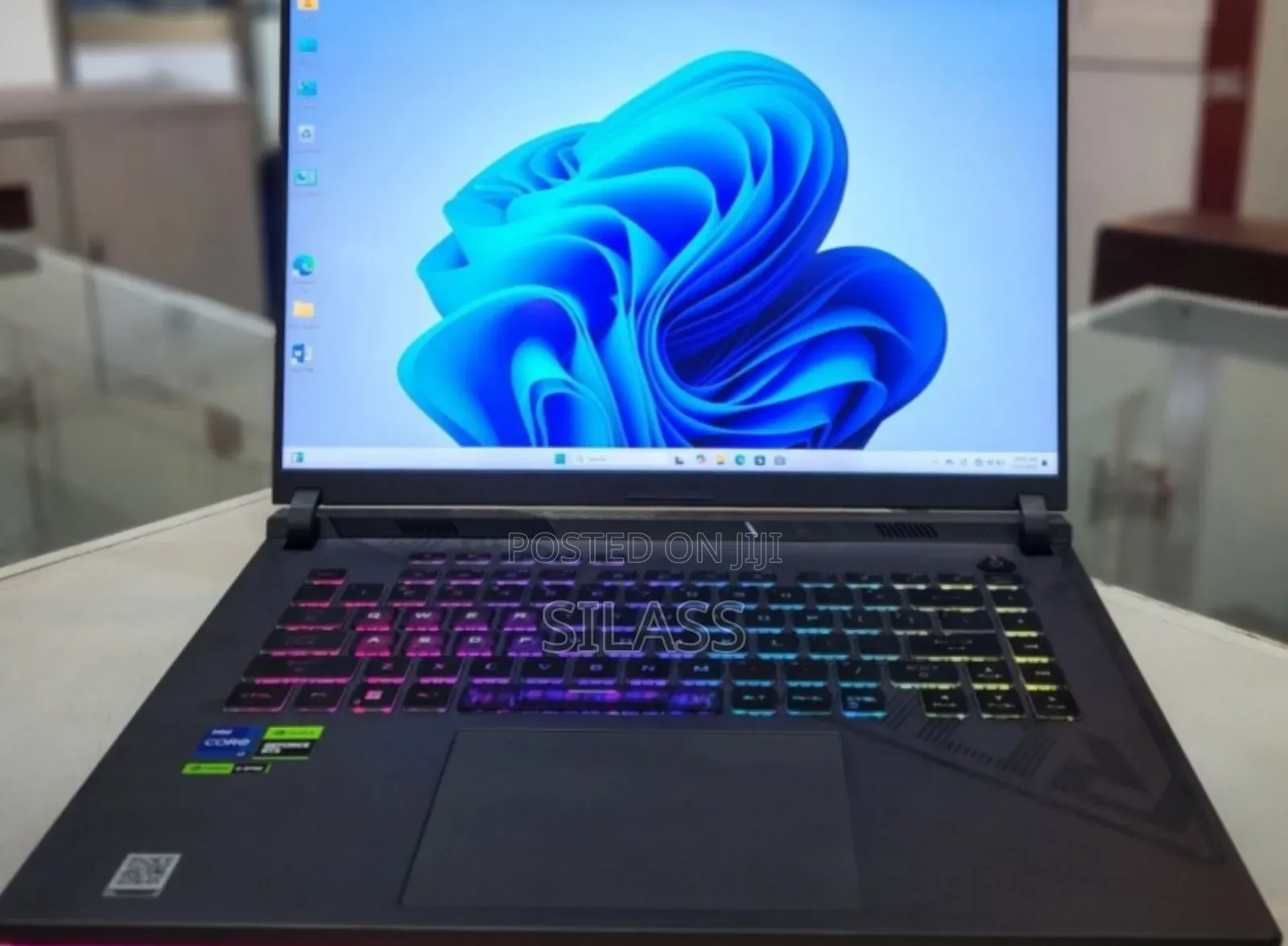 New Laptop Asus ROG Strix G15 16GB Intel Core I7 SSD 1T