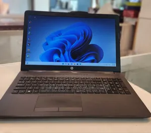 New Laptop HP Stream Notebook 8GB Intel Core I7 HDD 1T
