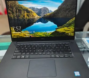 Photo - New Laptop Dell Precision 5540 16GB Intel Core I7 SSD 512GB
