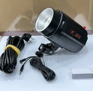 Photo - 220w Studio Flash