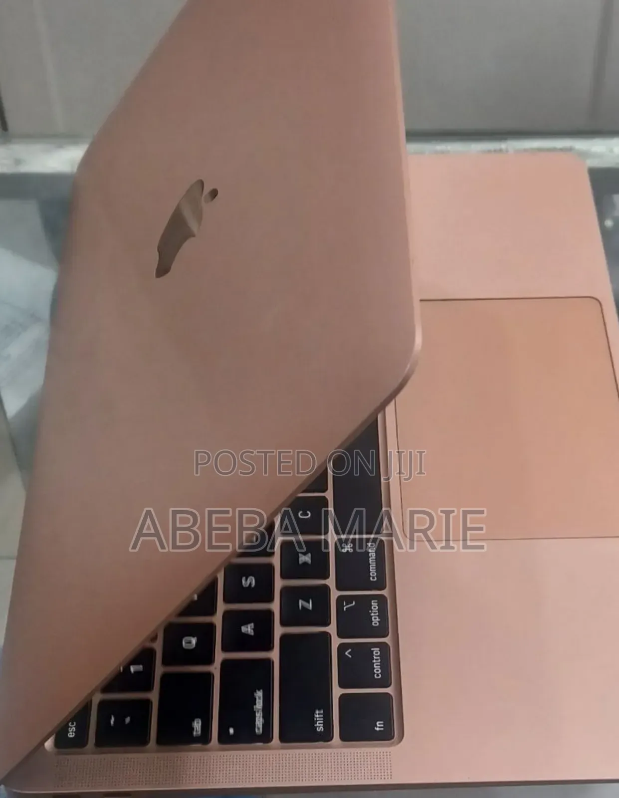 New Laptop Apple MacBook Air 2020 M1 8GB Intel Core I3 SSD 256GB