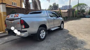 Toyota Hilux 2017 Beige