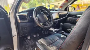 Toyota Hilux 2017 Beige