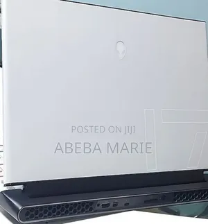 New Laptop Alienware M17x R2 16GB Intel Core I7 SSD 1T