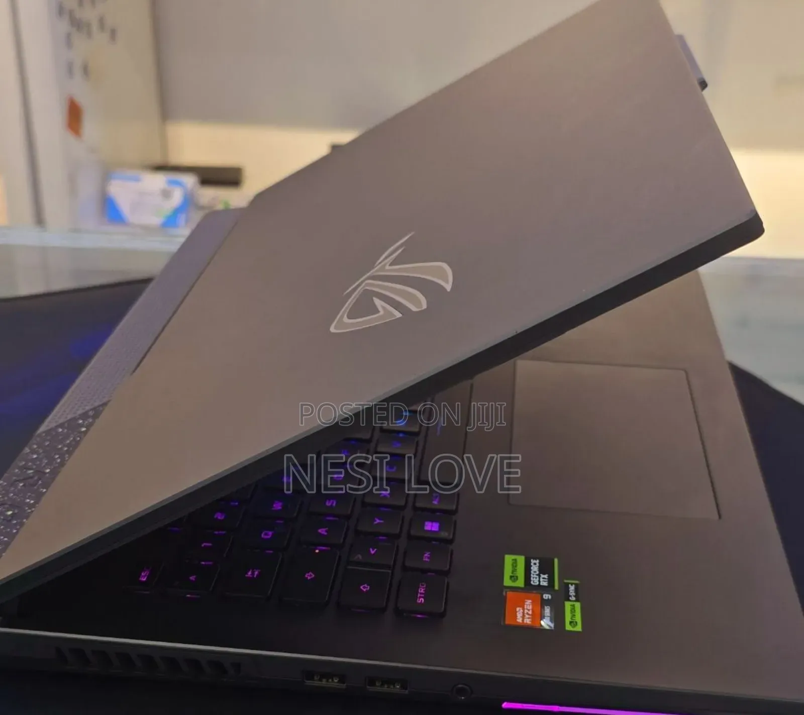 New Laptop Asus ROG Strix G17 32GB AMD Ryzen 9 SSD 1T