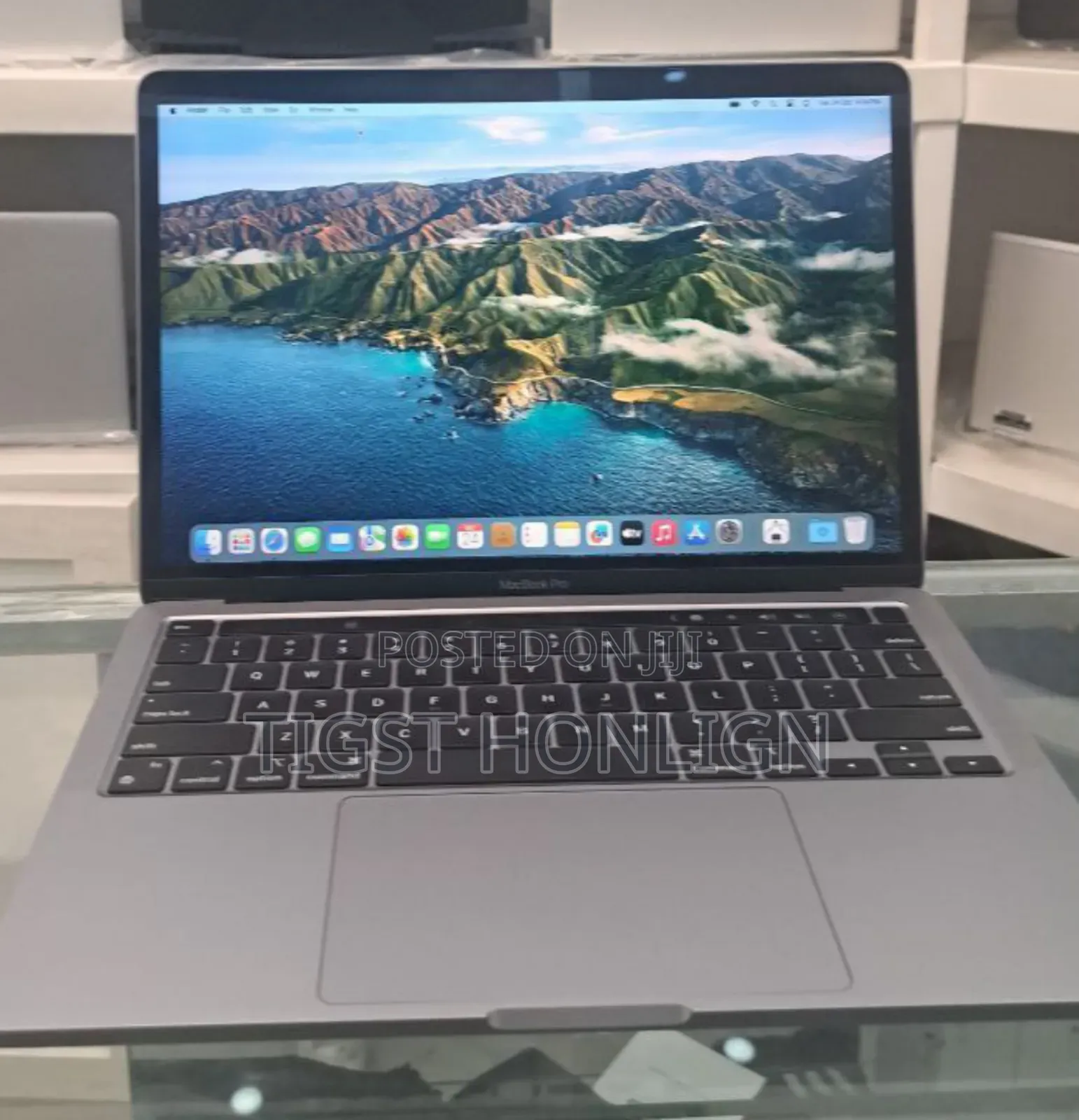 New Laptop Apple MacBook Pro M1 8GB Apple M1 SSD 256GB