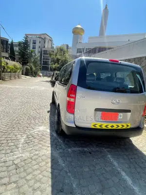 Hyundai H1 2021 Silver