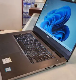 New Laptop Dell Inspiron 15 16GB Intel Core I7 HDD+SSD 500GB