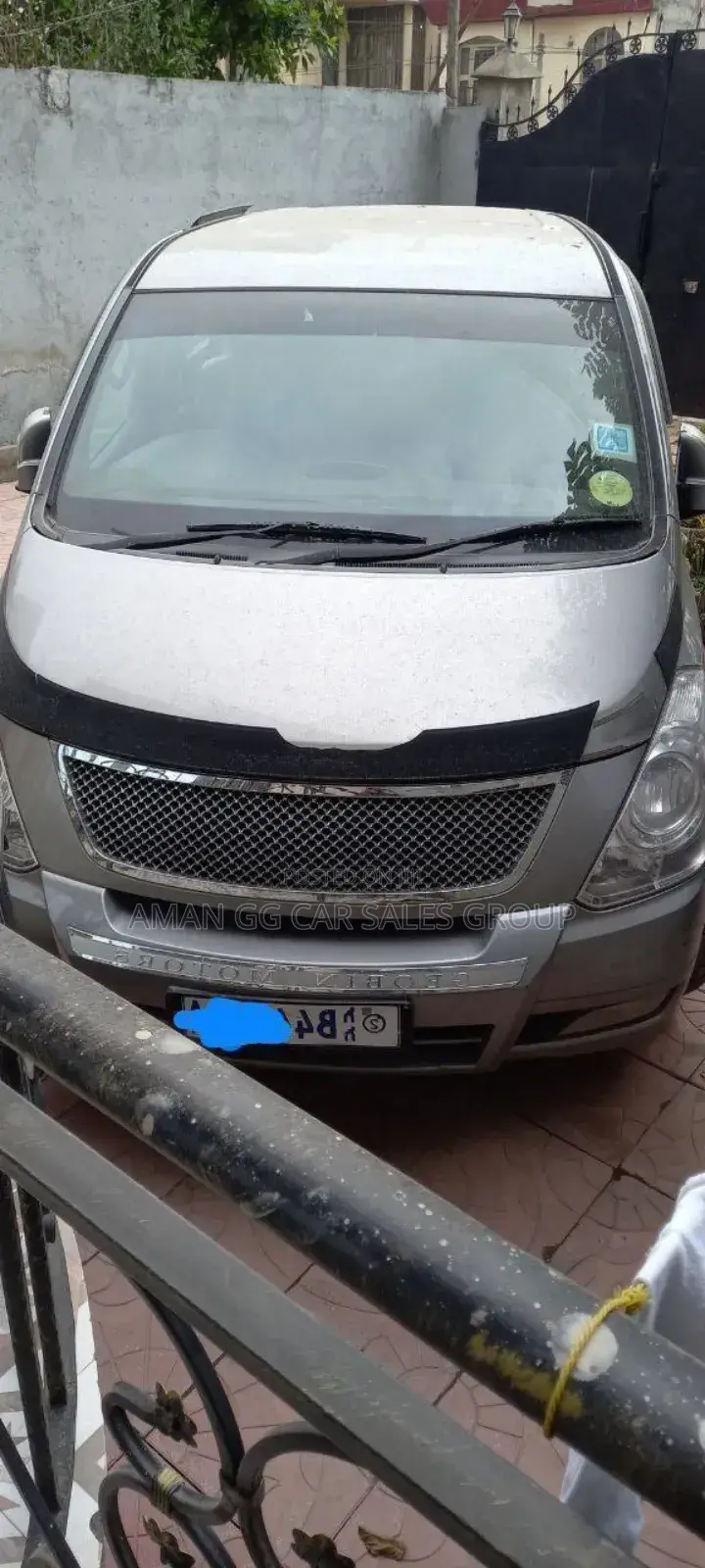 Hyundai Starex 2017 Silver