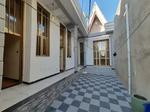 Furnished 3bdrm Townhouse/Terrace in Adama for sale